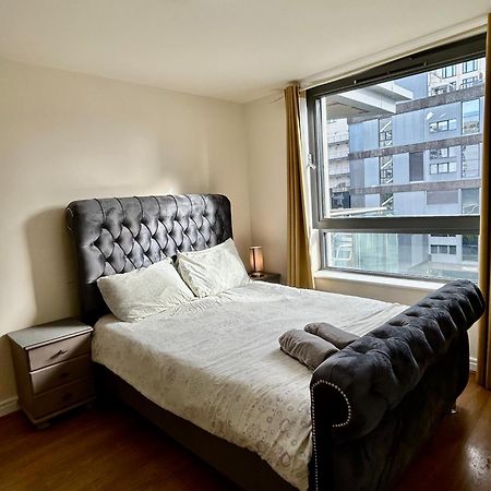 The Cube Side Apartments - One Bedroom With Balcony เบอร์มิงแฮม ภายนอก รูปภาพ