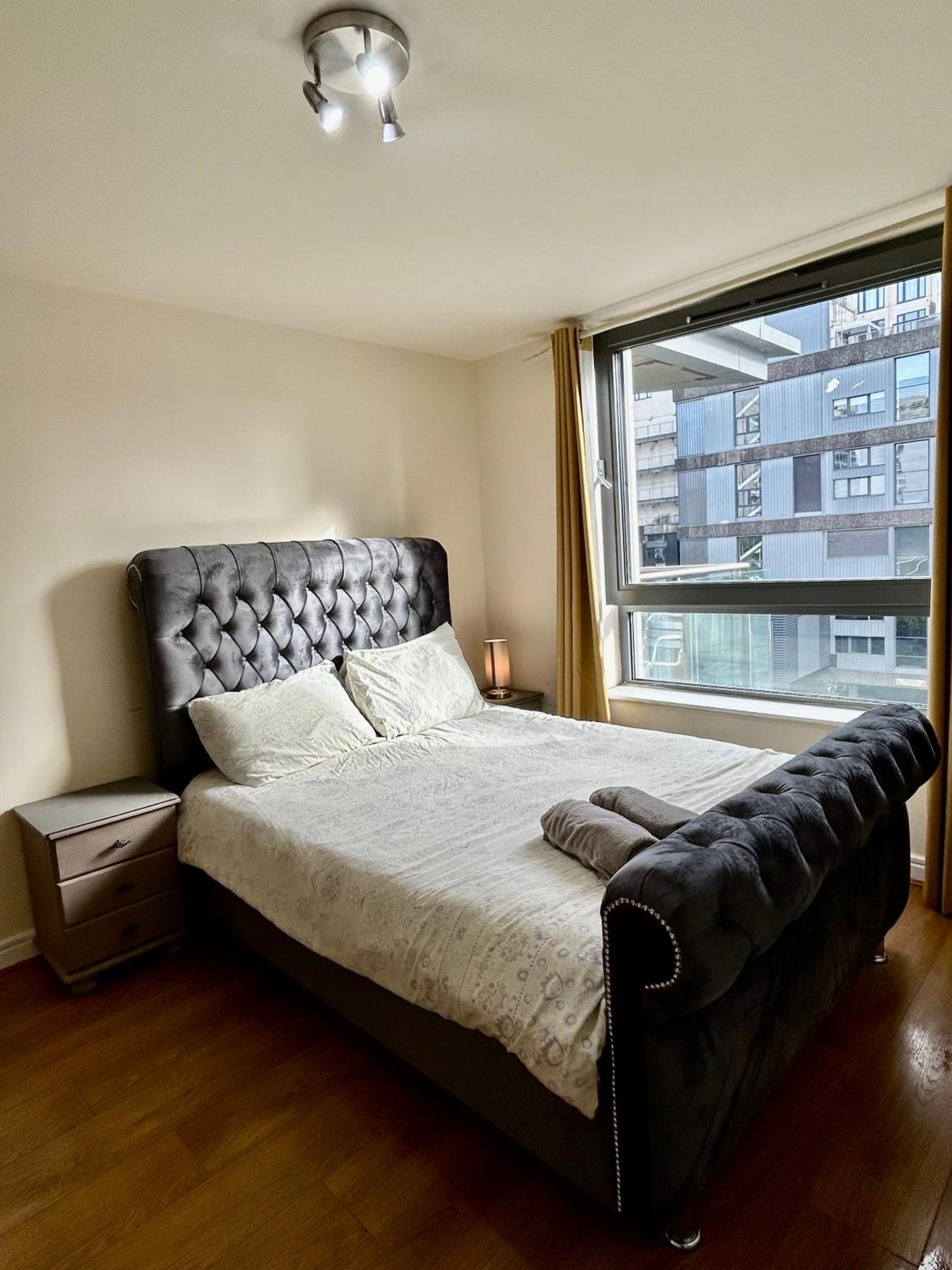 The Cube Side Apartments - One Bedroom With Balcony เบอร์มิงแฮม ภายนอก รูปภาพ